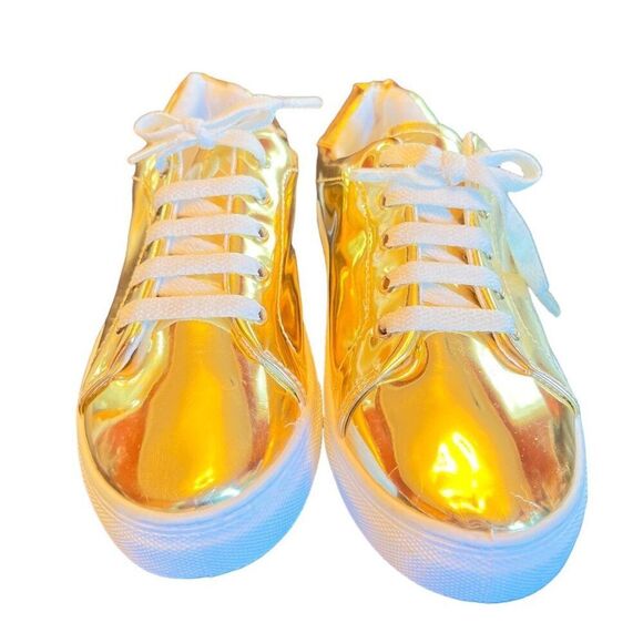Qupid Gold Metallic Low Top Sneakers Size 7Y - Picture 3 of 5